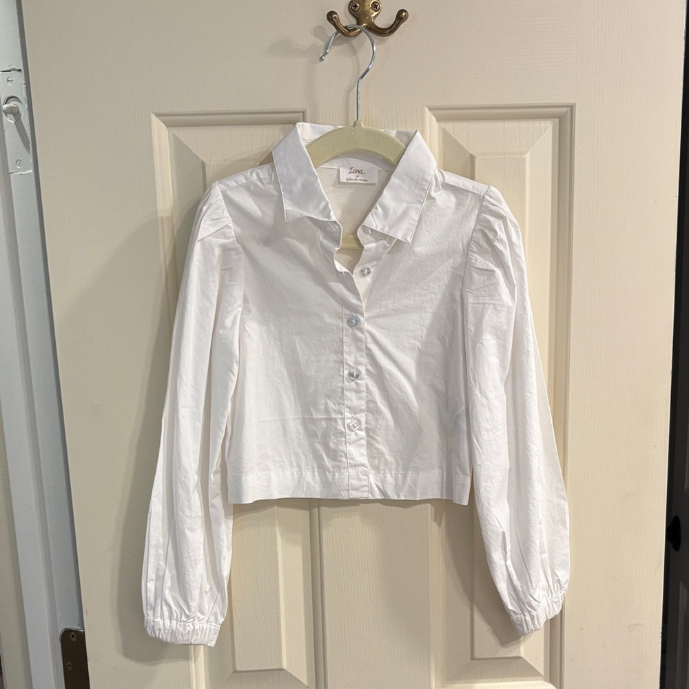 Iana girls size 5 Cropped White Button-Up Blouse